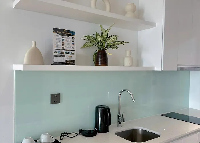 Ho The Trung Tam Apartamento