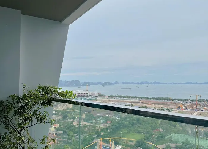 Ho The Trung Tam Apartamento